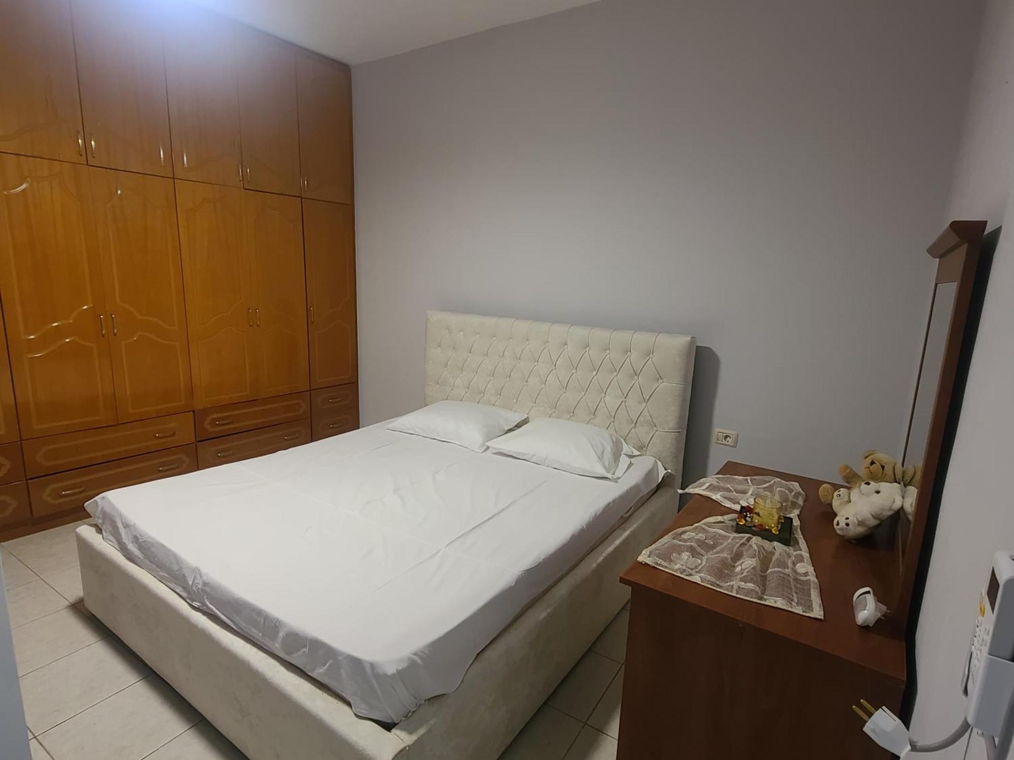 Hillside Garden Apartament Sarandë 객실 사진